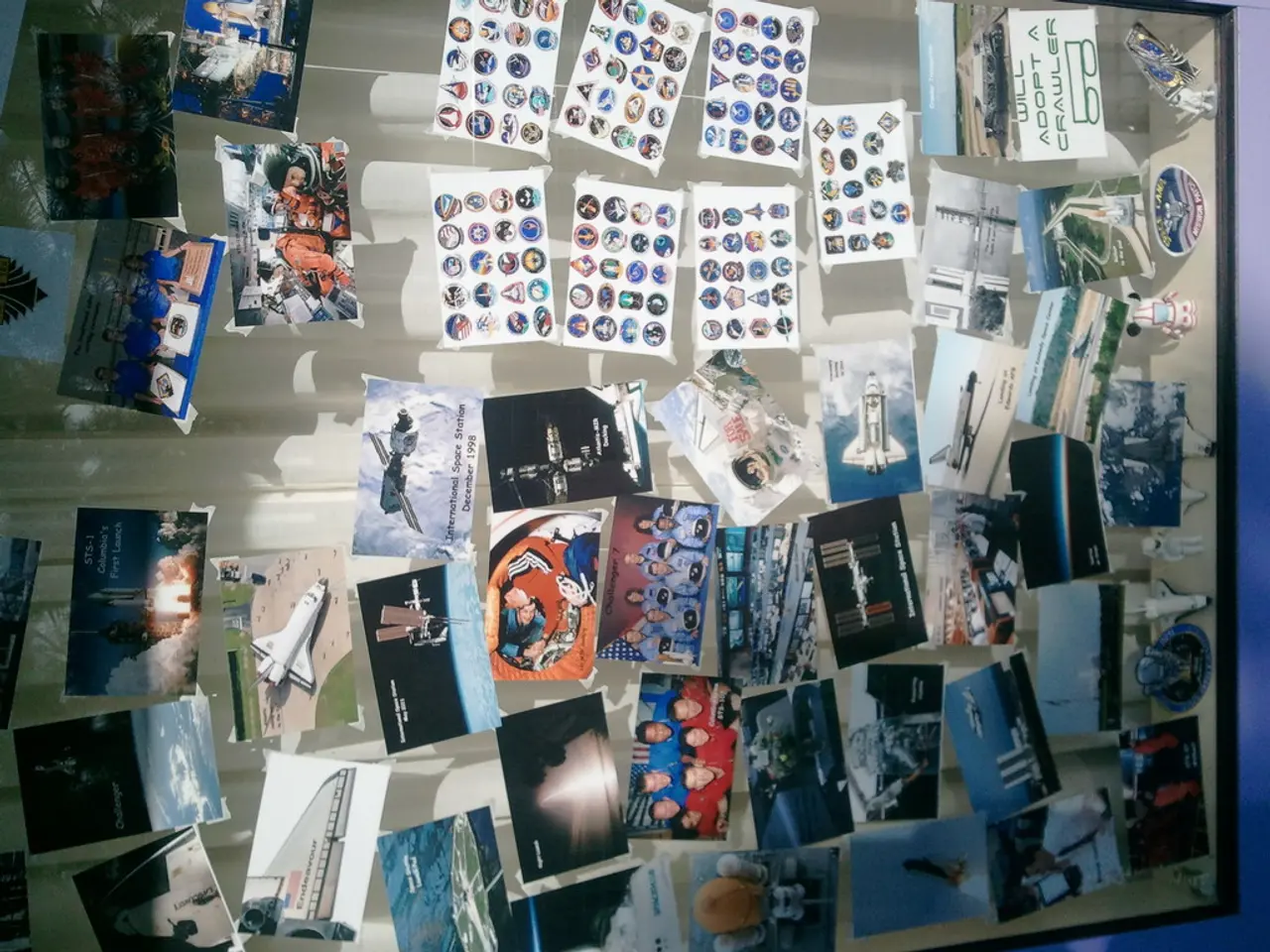 Achieving zero emissions in glass manufacturing: routes and tactics