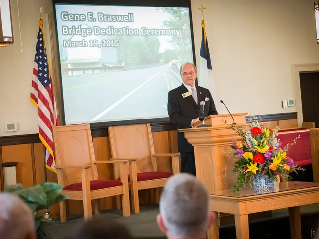 Directors advocating for the appointment of a new lead chairperson.