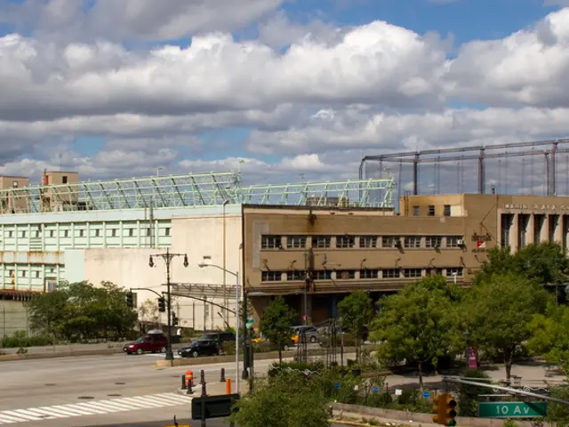 Robust Growth in Munich - Economist Suggests Lowering Expenses to Boost Further Development