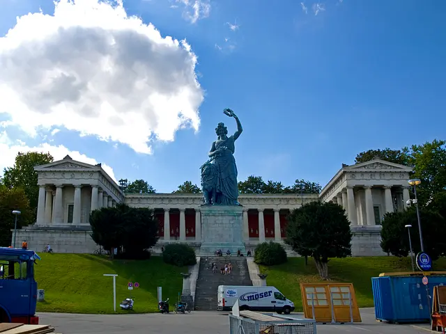 Actor David Duchovny, famous for his role in 'The X-Files,' unloads Malibu residence for $10.9...