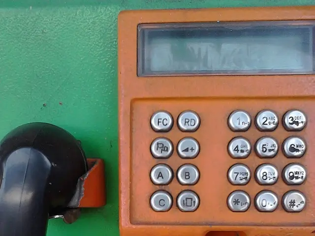 Cameroon Imposes Fines of Over $4 Million on MTN and Orange for Telecom Malfunctions