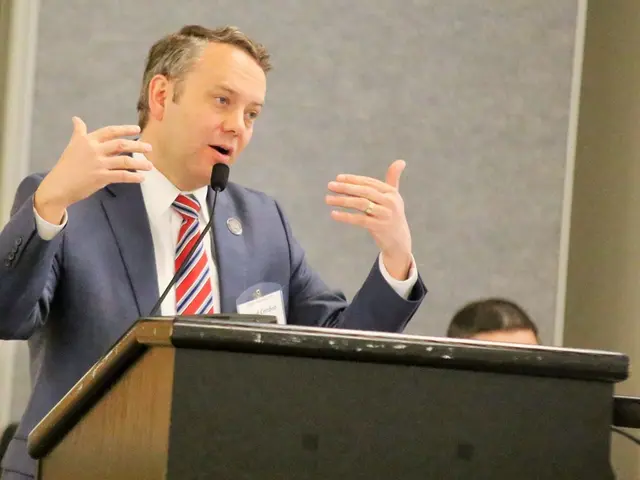 Siemens' communications department is led by Ribeiro