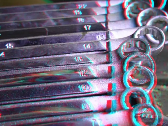 Top Earnings Placing You Among the Wealthiest Americans Under 55 in 2025