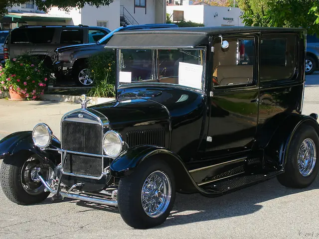 Top-tier Autos Sold During Monterey Auto Week, Ranging from a 1935 Mercedes-Benz to a 2025 Ferrari